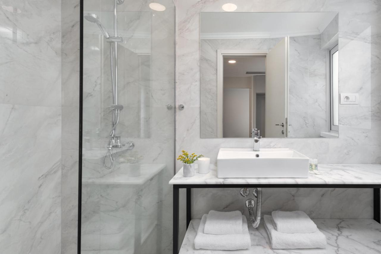 Preveza City Comfort Hotel ภายนอก รูปภาพ
