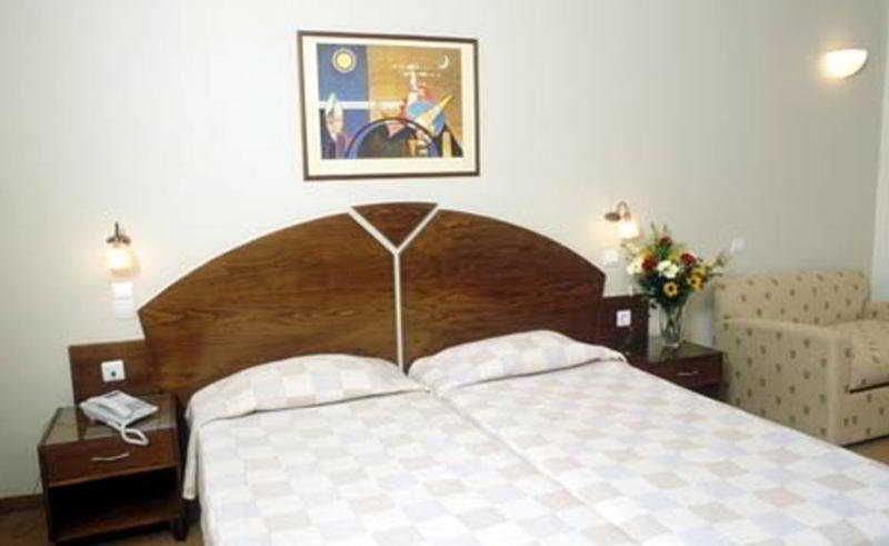 Preveza City Comfort Hotel ภายนอก รูปภาพ